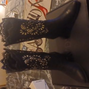 Sacred Song Filligree Cowboy Boots